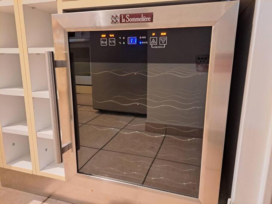 Appartement Aux Portes De Paris Et 5 Minutes Du Metro Charenton-le-Pont Exteriör bild